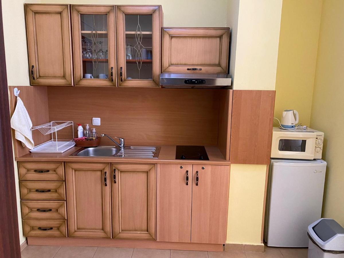 Apart Hotel Flora Residence - Clover Building Flat 09 波罗维茨 外观 照片