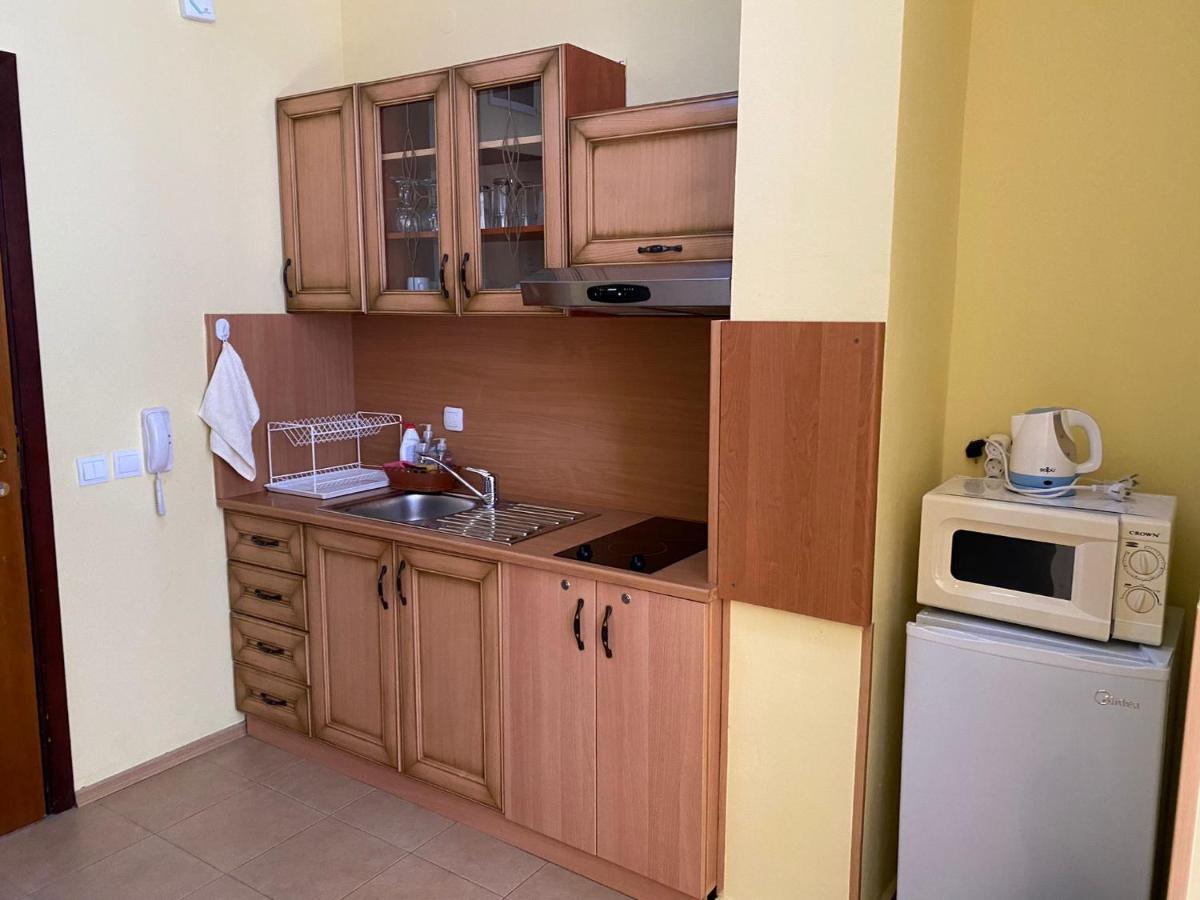Apart Hotel Flora Residence - Clover Building Flat 09 波罗维茨 外观 照片